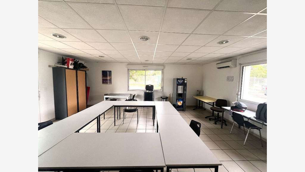 Vente local d'activité 650m² Valence proche LACRA