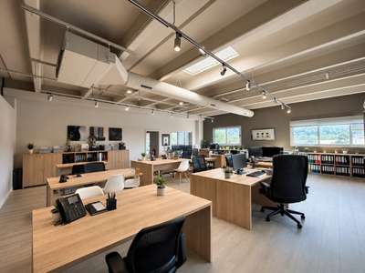 Exclu local d’activité 940m² à vendre à Grasse