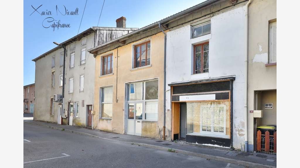 Local d'activité 300m² Saint Julien sur Reyssouze