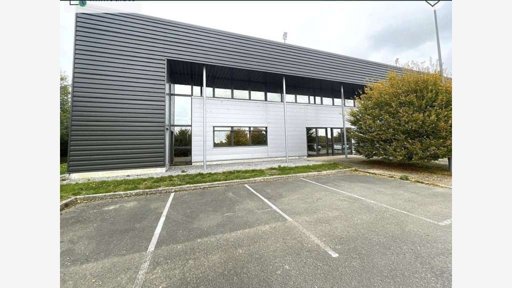 Local d'activité neuf 630m² à vendre à Rouvroy