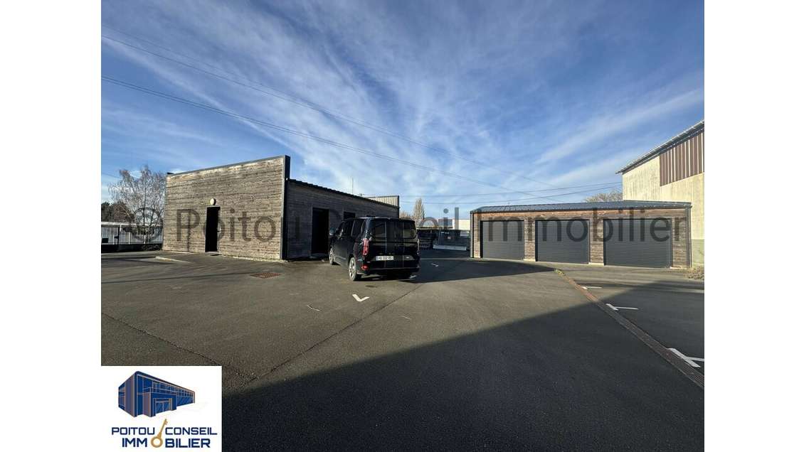 Local d'activité 157m² à vendre Niort St Liguaire