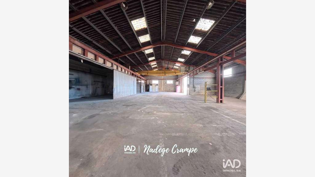 Vente local d'activités 702m² à Ibos
