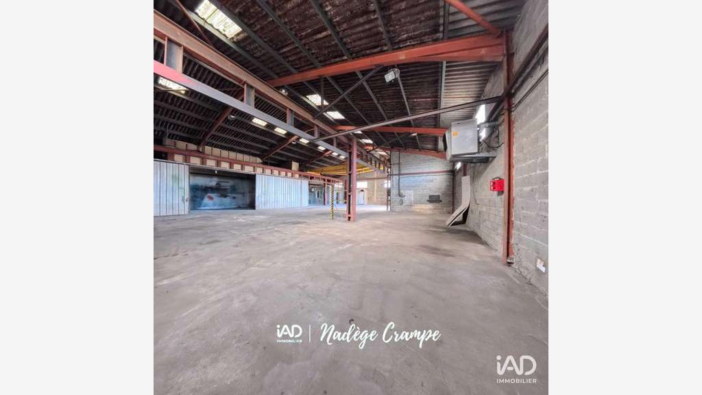 Vente local d'activités 702m² à Ibos