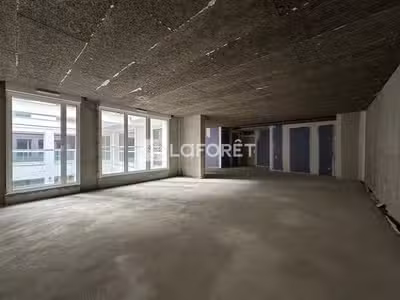 Local d'activité Issy Les Moulineaux 200.9 m2