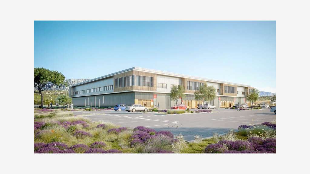 Local d'activités de 384m² à vendre à Rousset