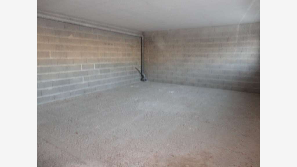 Local de rangement 28.7m² à vendre à Bompas