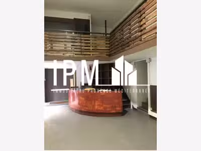 Vente local et habitation 160m² Marseille Joliette