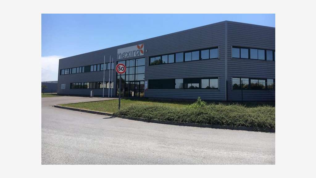 À vendre local industriel  3 120m² à Bram 