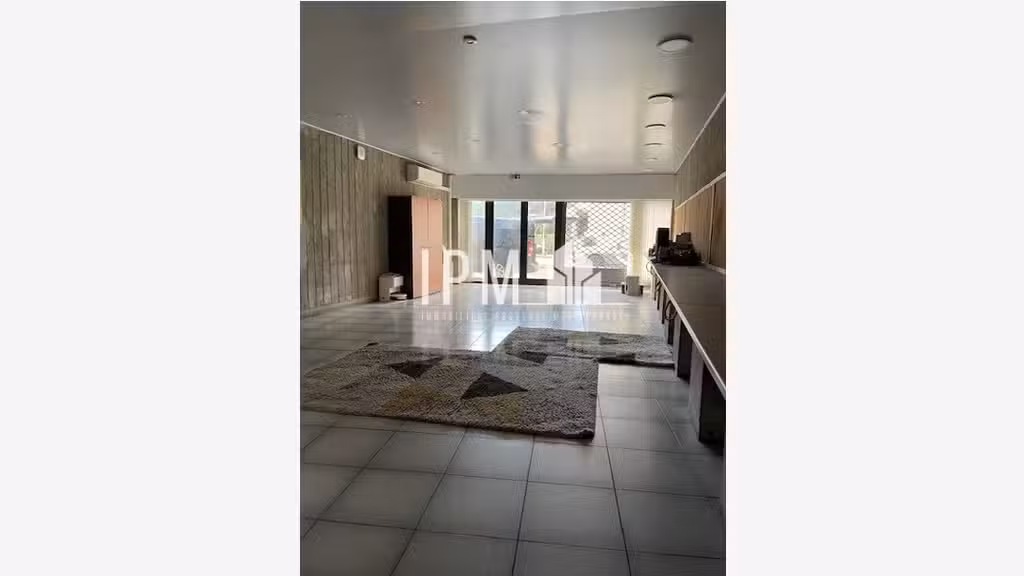 Vente local commercial 167m² Marseille 13006
