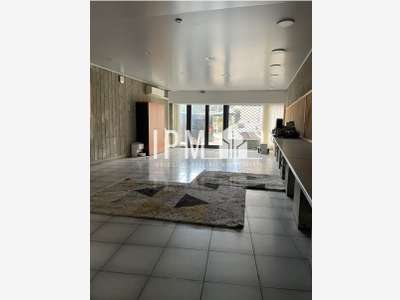Vente local commercial 167m² Marseille 13006