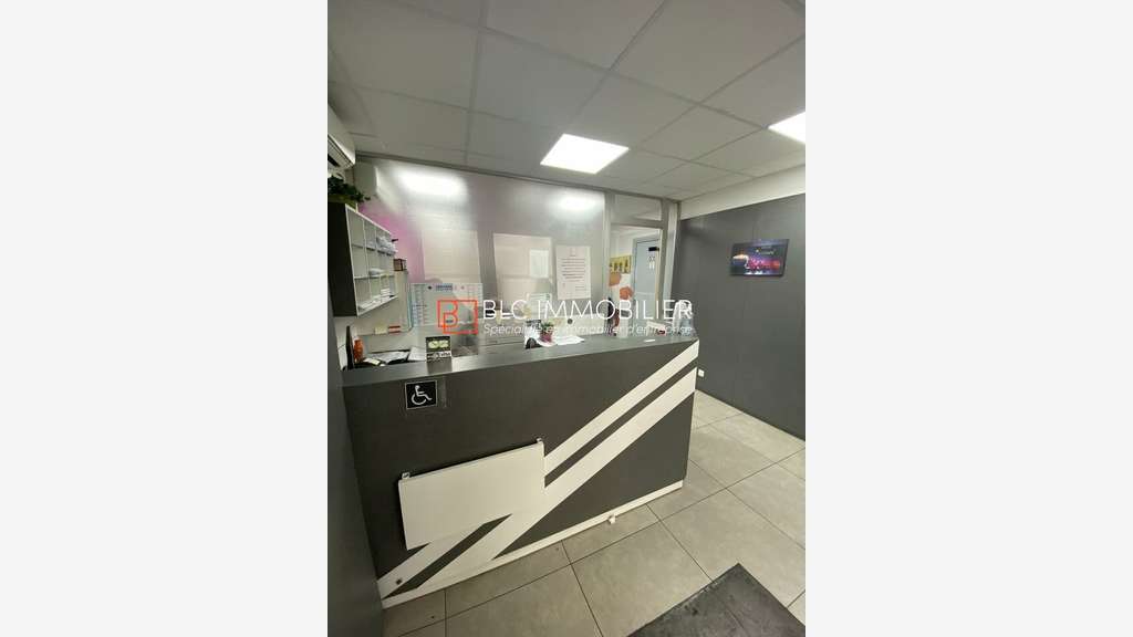 Local professionnel de 153m² à vendre Marseille 16