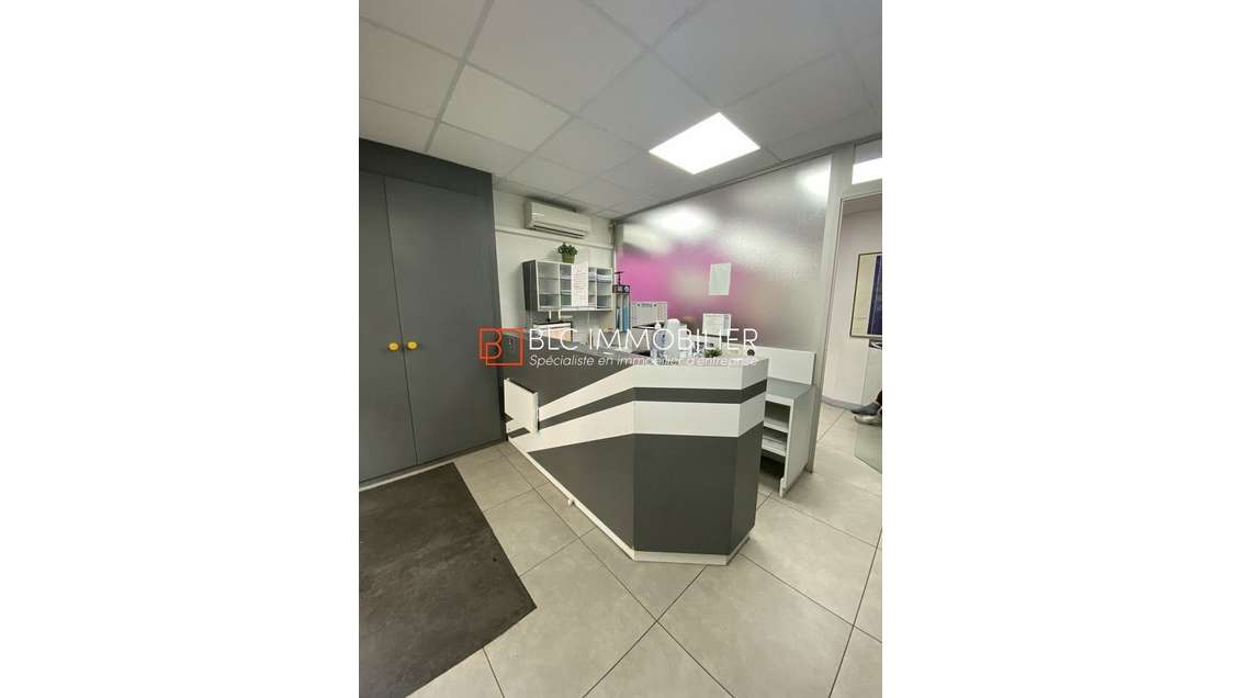 Local professionnel de 153m² à vendre Marseille 16