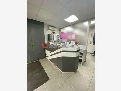 Local professionnel de 153m² à vendre Marseille 16
