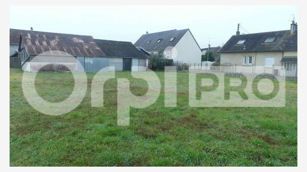 Vente local professionnel 380m² à Aubigny-sur-Nère