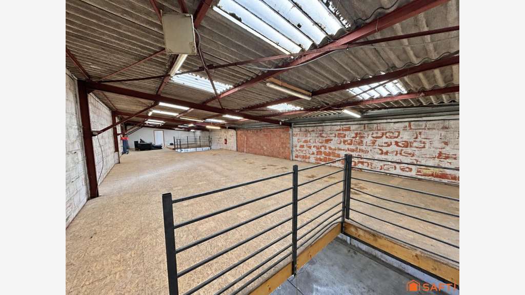 AV local 500m² sur 2 niveaux Bohain-en-Vermandois