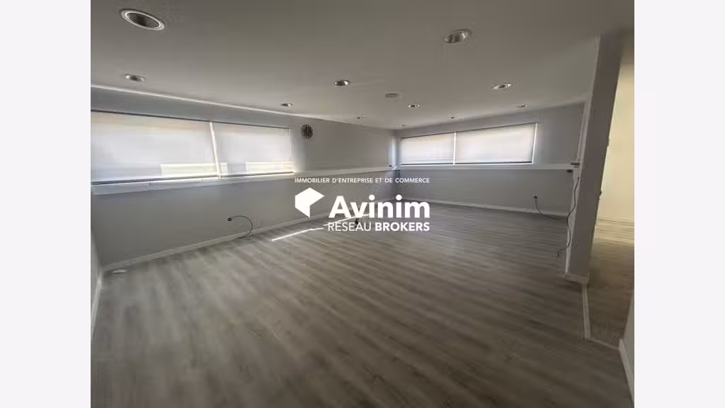 Vente local professionnel 184m² R+1 St-Paul/Save
