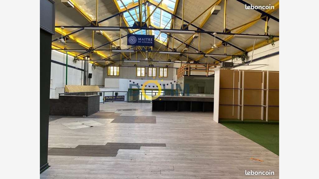 Vente local 850m² à Saint-Étienne Châteaucreux