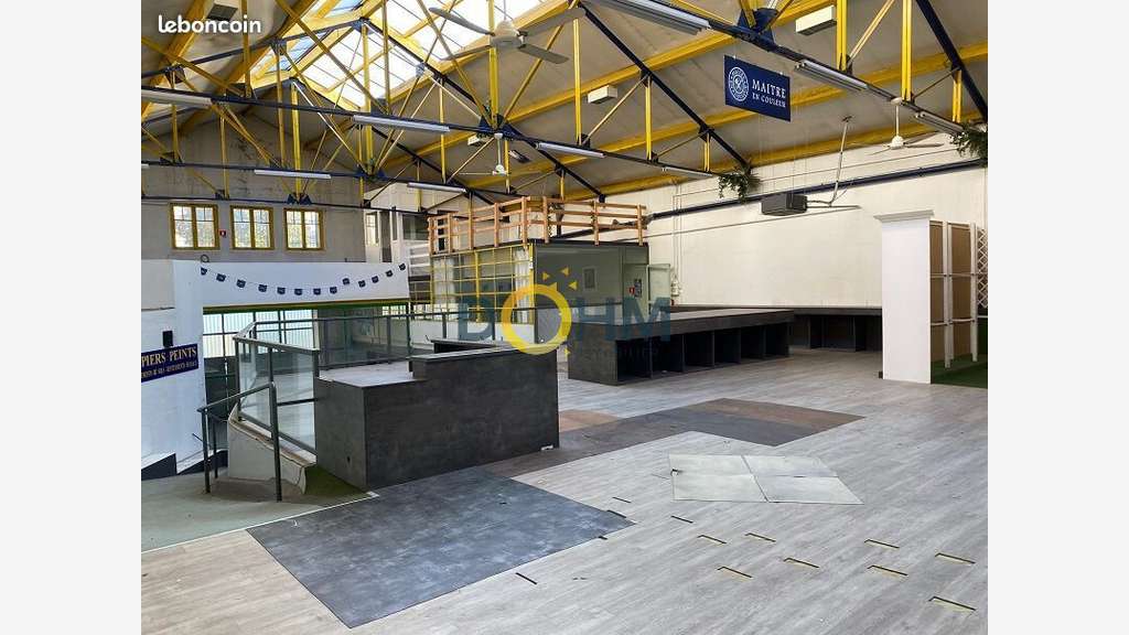 Vente local 850m² à Saint-Étienne Châteaucreux