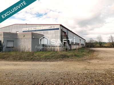 Local rénové fort potentiel à Pont-de-Beauvoisin