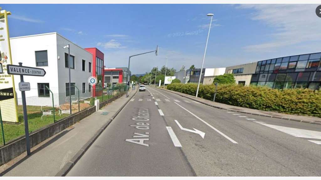 Vente local d'activité 815m² à Valence