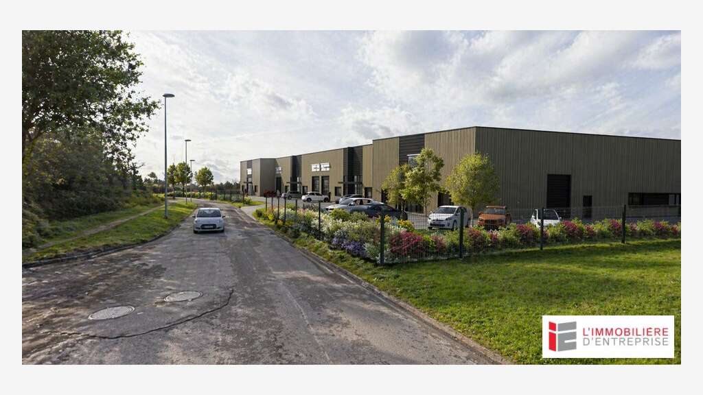Vente locaux 310m² dans programme neuf à Taden