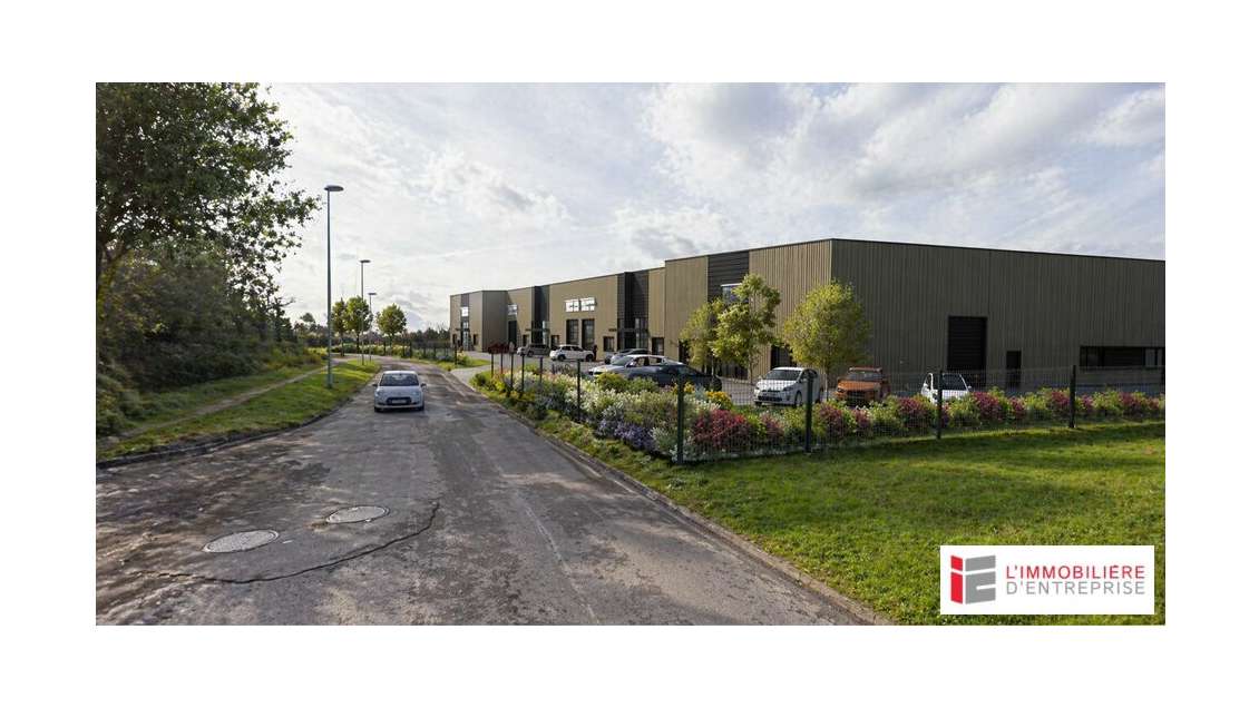 Vente locaux 310m² dans programme neuf à Taden