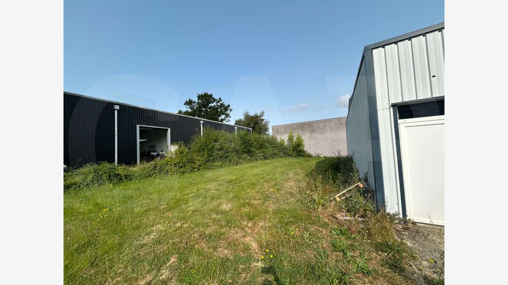 Bâtiment 371m² à vendre dans l'Écopôle Sud-Est