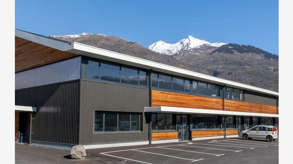 Vente murs 400m² en VEFA à Bourg-Saint-Maurice