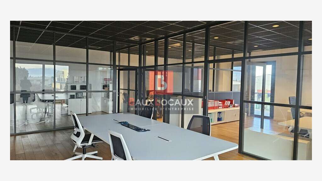 Local d'activité 1250m² Entraigues-Sur-La-Sorgue