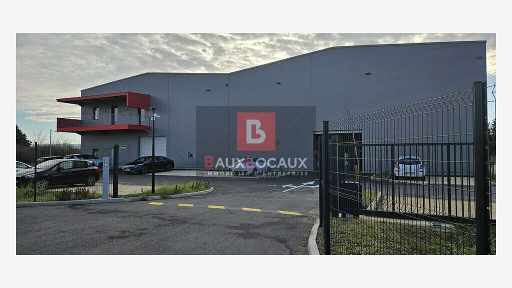 Local d'activité 1250m² Entraigues-Sur-La-Sorgue