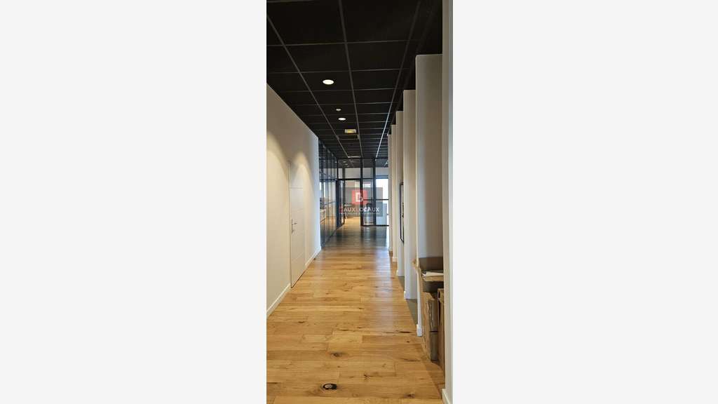 Local d'activité 1250m² Entraigues-Sur-La-Sorgue