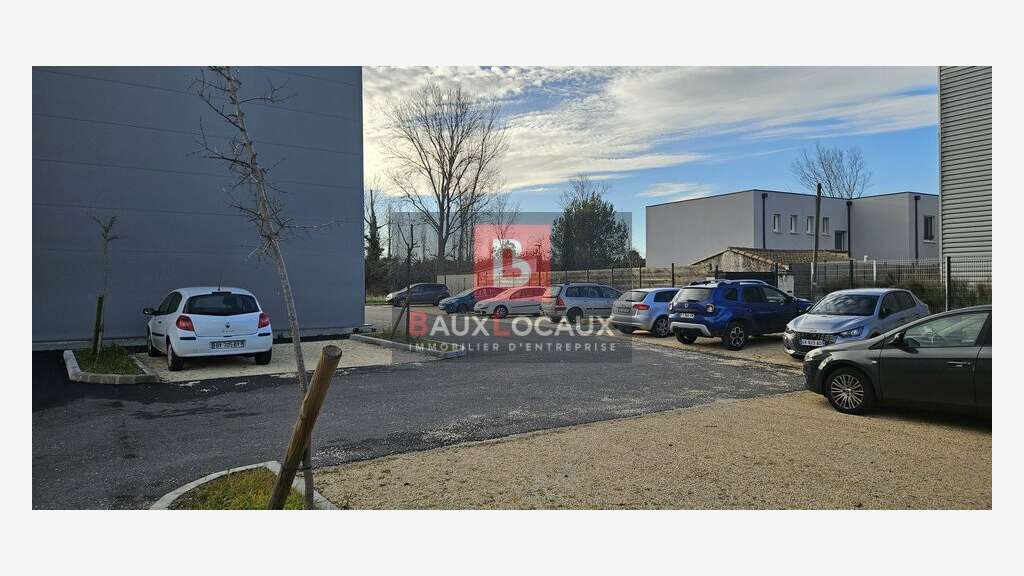 Local d'activité 1250m² Entraigues-Sur-La-Sorgue