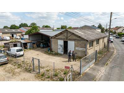 Vente Locaux d'activités - Entrepôts à Fleury-les-Aubrais