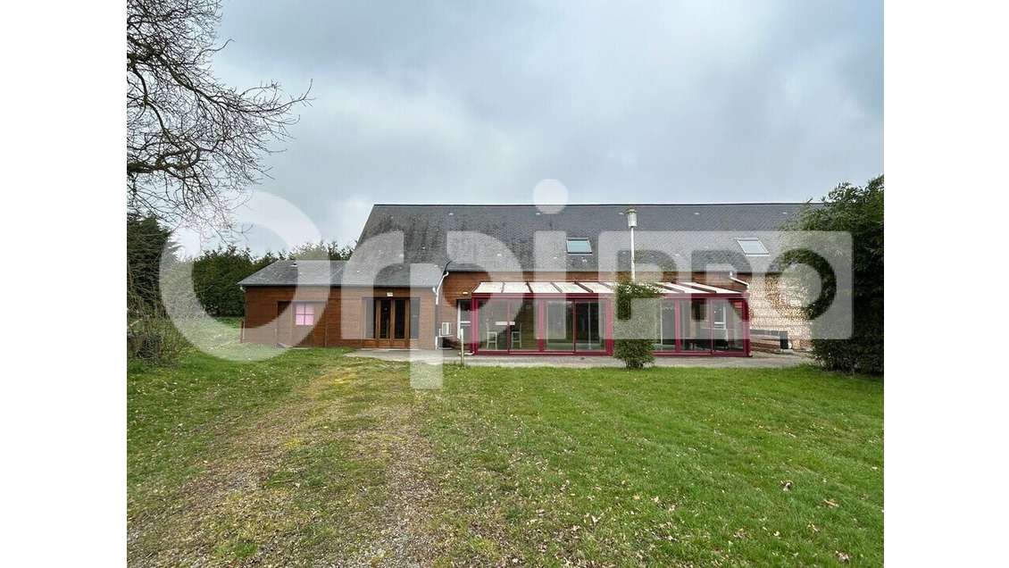 A vendre espaces de réception 700m² prox Etretat