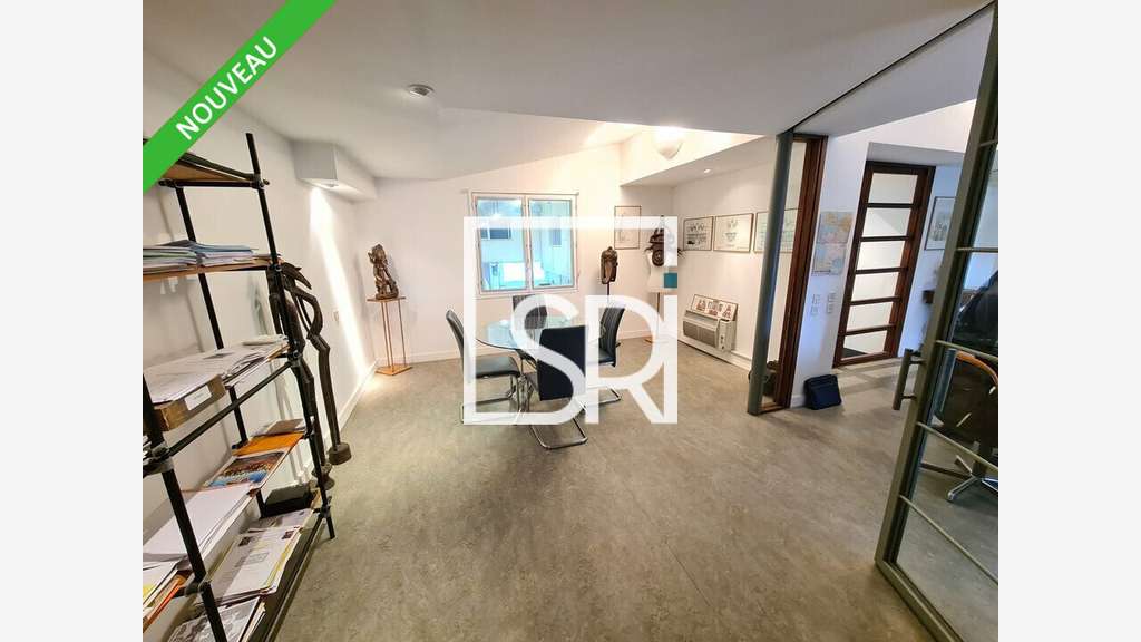 AV local 600m² sur 1580m² ZI des Listes à Issoire