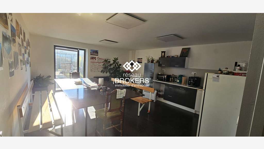 Vente entrepôt 5000m² périphérie Clermont-Ferrand