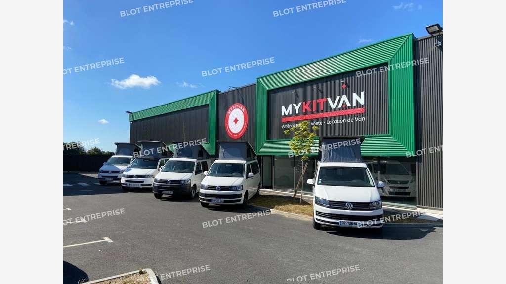 A vendre local d'activités de 810m² les Sorinieres