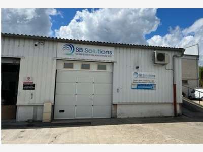 Vente local activité bureaux 224m² à Lissieu