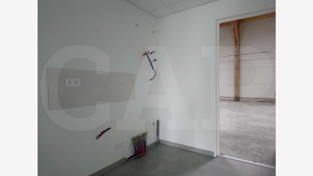 A vendre cellule d'activité 248m² Plélan-le-Grand