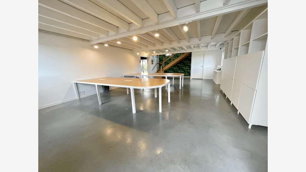 AV loft professionnel atypique à 20 mn de Rennes