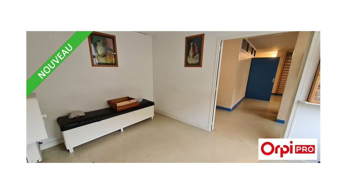 AV local professionnel 109m² à Saint-Brieuc centre