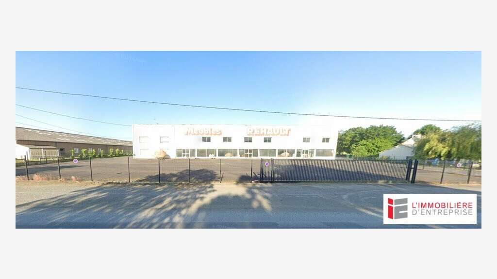 Vente bâtiment 2000m² sur 3700m² à Saint-Domineuc