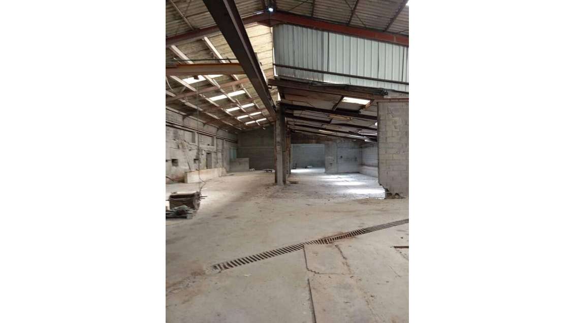 A vendre local industriel 1100m² sur Castres