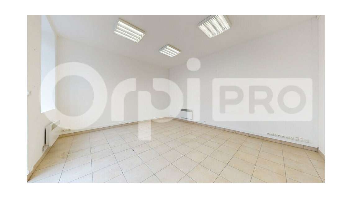 Vente local commercial 35m² à Soissons