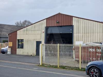 Vente Locaux d'activités - Entrepôts à Tinténiac