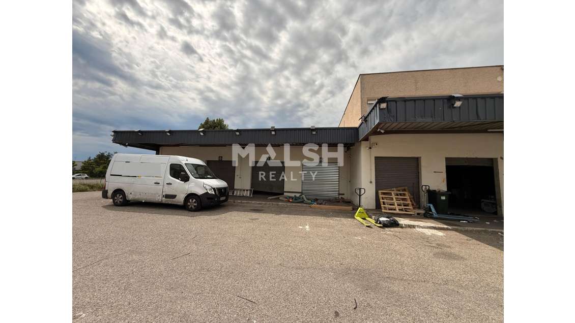 Local mixte activités & bureaux Vaulx-en-Velin