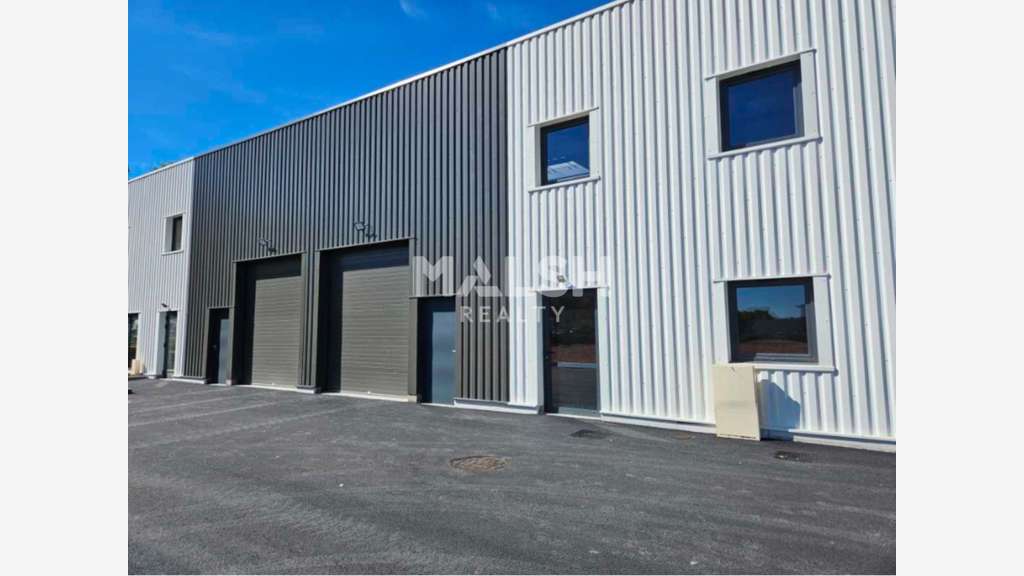 Vente local d'activité 3132m² en VEFA à Riorges