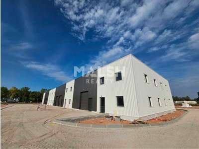 Vente local d'activité 3132m² en VEFA  à Riorges