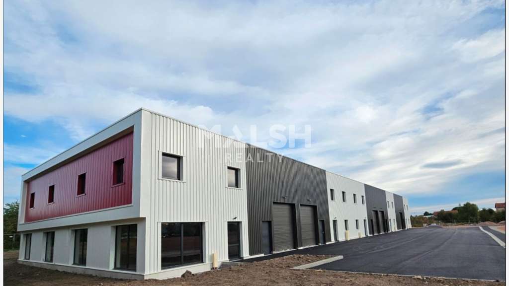 Vente local d'activité 3132m² en VEFA à Riorges
