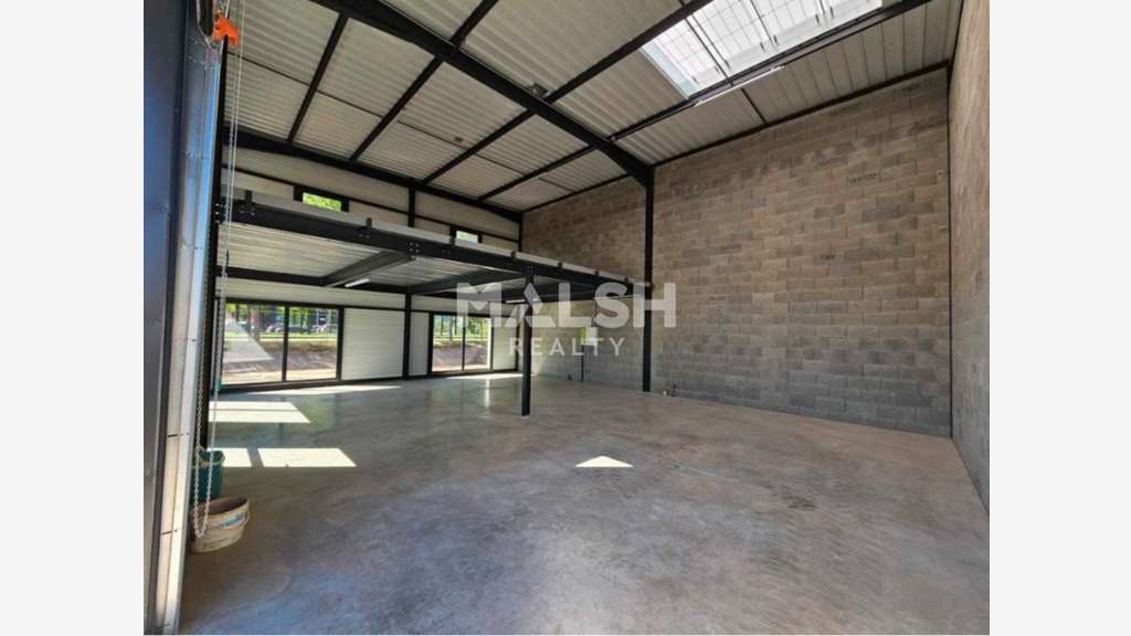 Vente local d'activité 3132m² en VEFA à Riorges